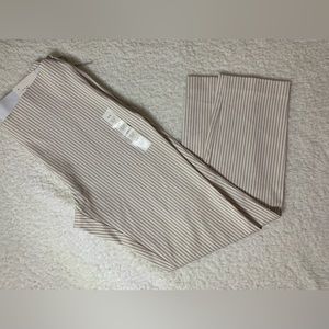 Women dressy pants NWT!